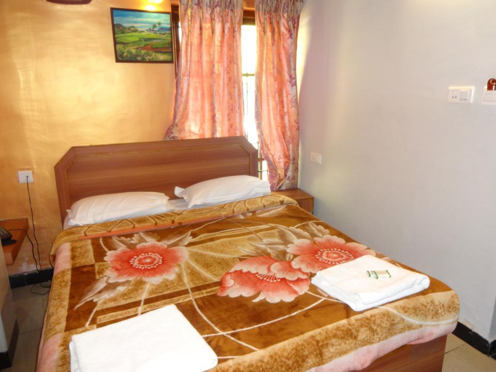 Green Apple Residency Ооти Екстериор снимка